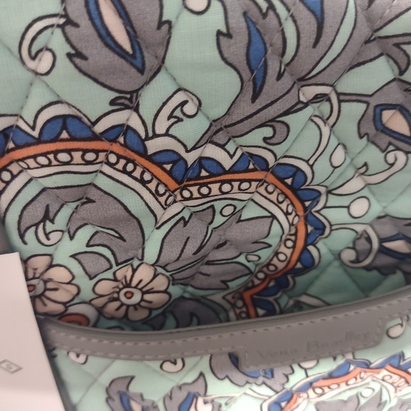 Vera Bradley Trimmed Fan Flowers Bag - Picture 16 of 16